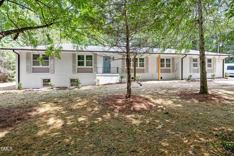 988 Nc 87 , Pittsboro, NC 27312