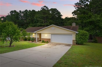 989 Millstream Rd, Fayetteville, NC 28314