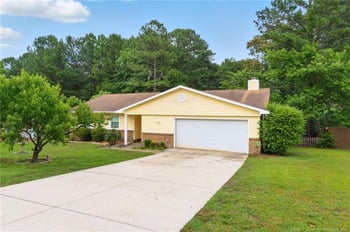 989 Millstream Rd, Fayetteville, NC 28314