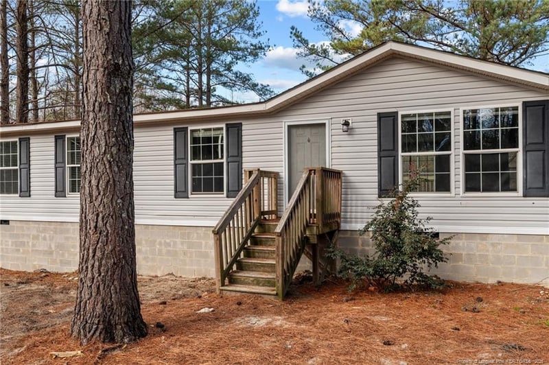 9890 Blackjack Dr, Sanford, NC 27332