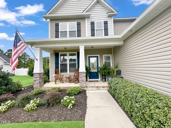 99 Barton Bay Ln, Clayton, NC 27520