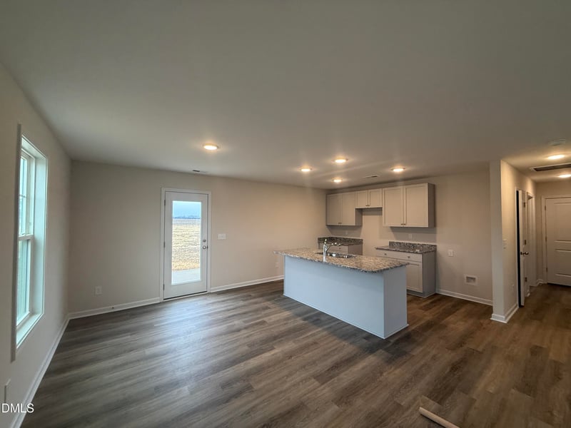 99 Baxley Dr, Dunn, NC 28334