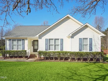 99 Cambridge Dr, Angier, NC 27501