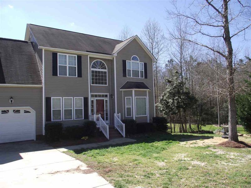 99 Dove Pointe Ln, Clayton, NC 27520