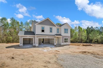 99 Jaylin Oaks Dr, Spring Lake, NC 28390