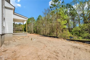 99 Jaylin Oaks Dr, Spring Lake, NC 28390