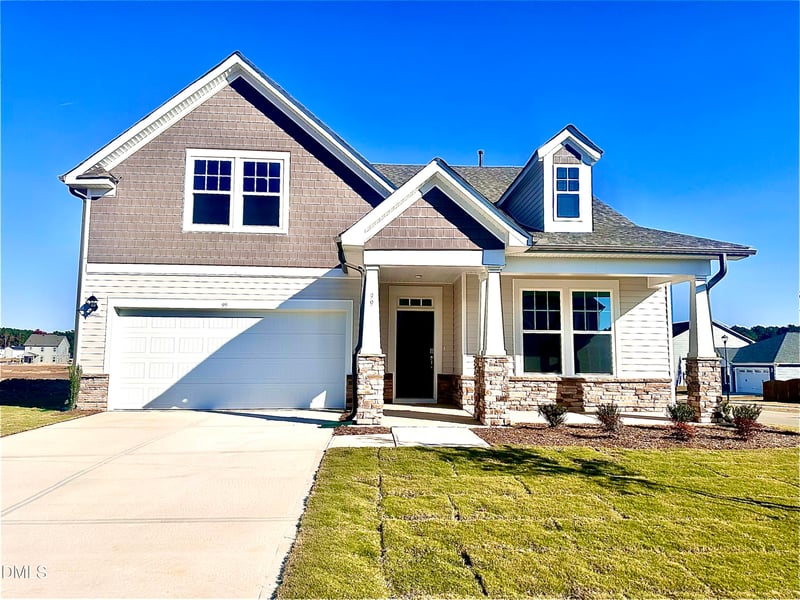 99 Little Branch Dr, Lillington, NC 27546