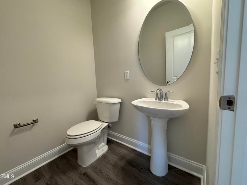 99 Mapledale Ct, Benson, NC 27504