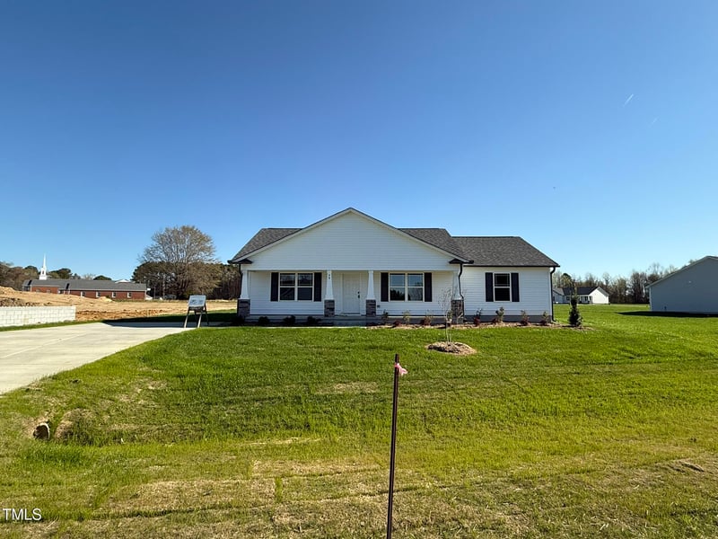 99 Pate Landing Dr, Selma, NC 27576