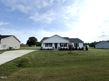 99 Pate Landing Dr, Selma, NC 27576