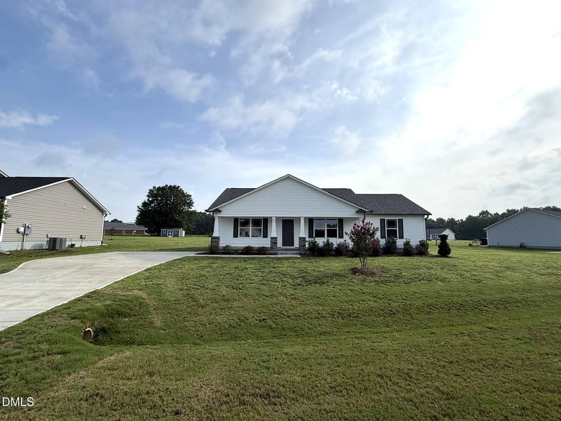 99 Pate Landing Dr, Selma, NC 27576