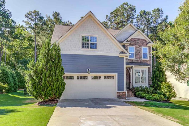 99 Peachtree Ln, Clayton, NC 27527