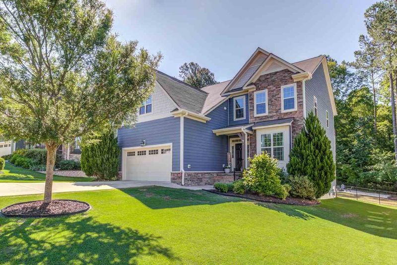 99 Peachtree Ln, Clayton, NC 27527