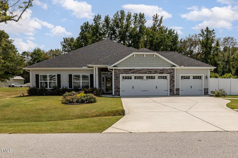 99 Redhawk Pl, Smithfield, NC 27577