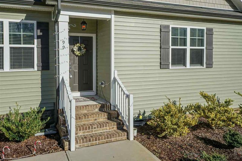 99 Soaring Eagle Trl, Zebulon, NC 27597