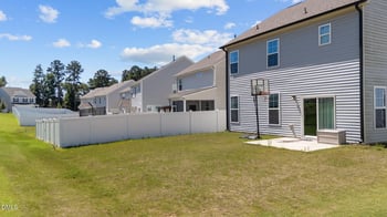 99 Still Hand Dr, Clayton, NC 27527