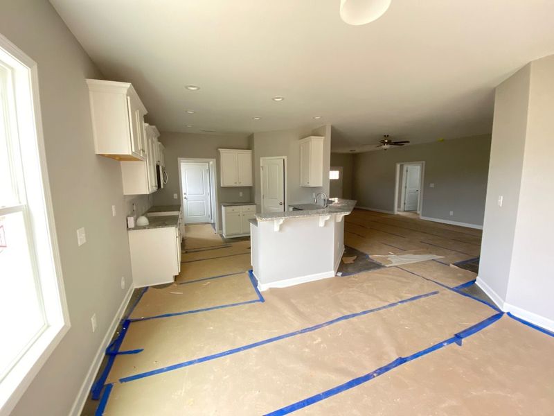 99 Stratocastor Dr, Zebulon, NC 27597