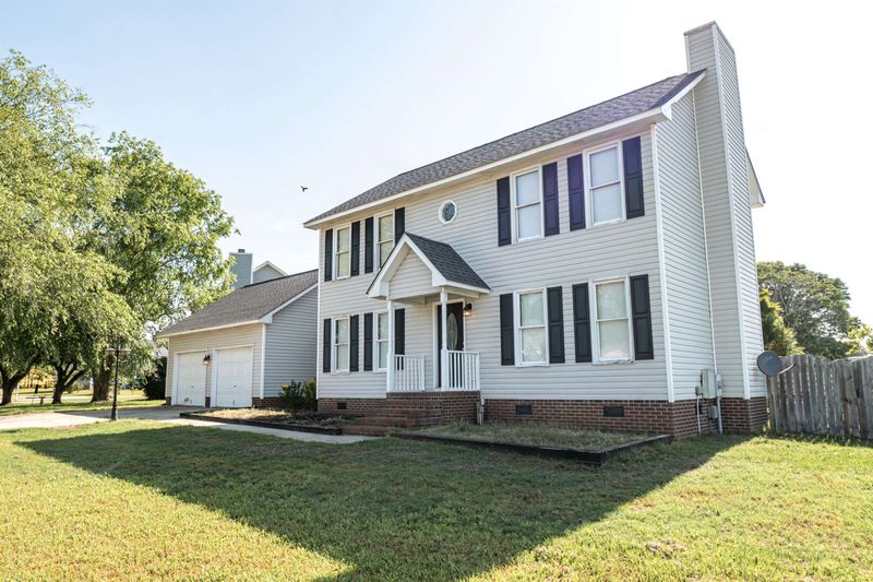 99 Windsor Dr, Angier, NC 27501