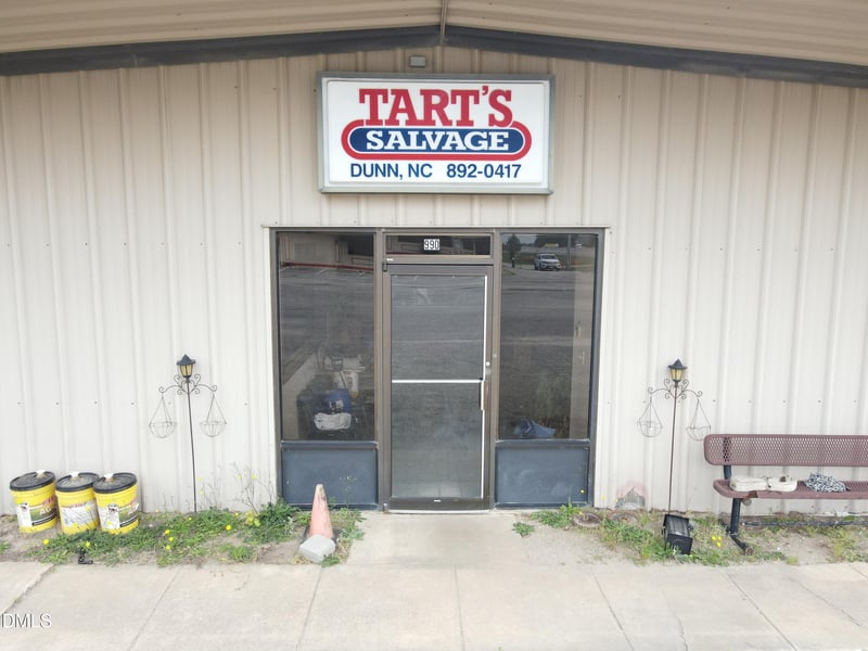 990 George Perry Lee Rd, Dunn, NC 28334