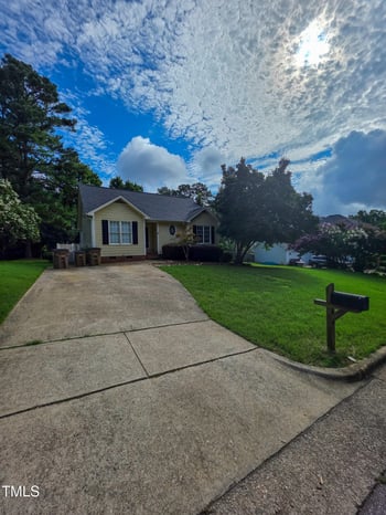 990 Kintail Ct, Wake Forest, NC 27587