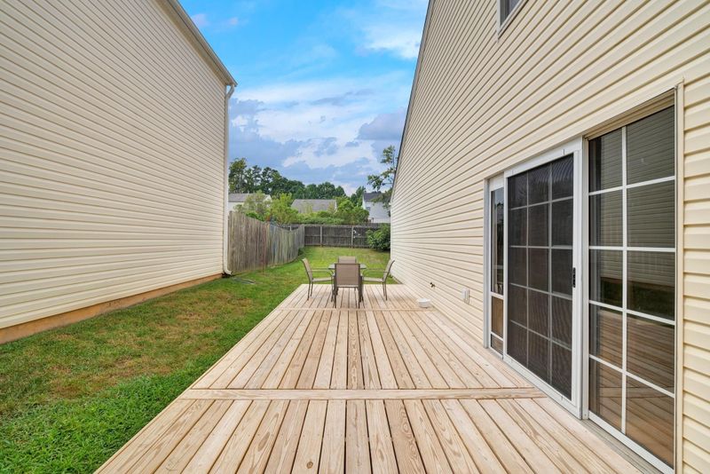 9900 Treymore Dr, Raleigh, NC 27617
