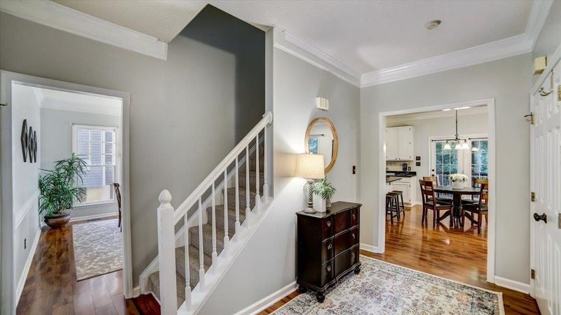 9901 Miranda Dr, Raleigh, NC 27617