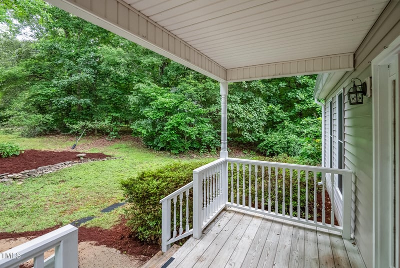 9903 Oak Hollow Rd, Chapel Hill, NC 27516