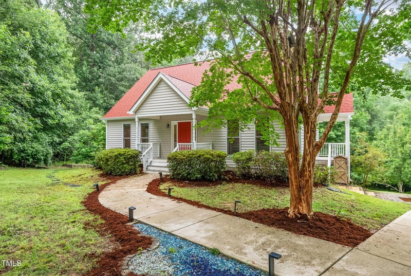 9903 Oak Hollow Rd, Chapel Hill, NC 27516