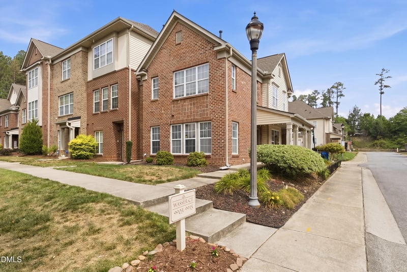 9903 Wasser Ct, Raleigh, NC 27617