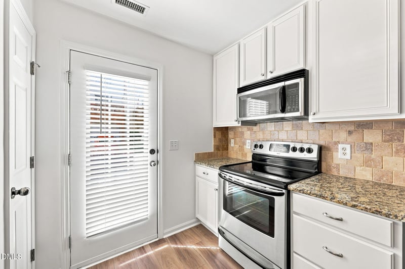 9904 Cleaver Ct, Raleigh, NC 27617