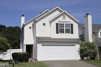 9904 Treymore Dr, Raleigh, NC 27617