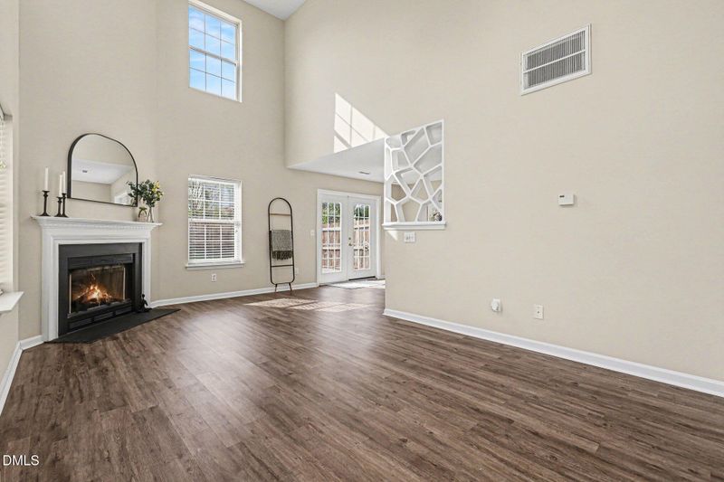 9904 Treymore Dr, Raleigh, NC 27617