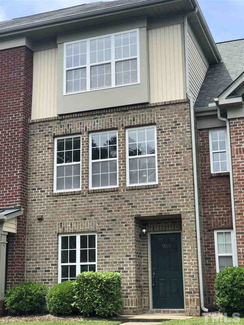 9905 Clyborn Ct, Raleigh, NC 27617