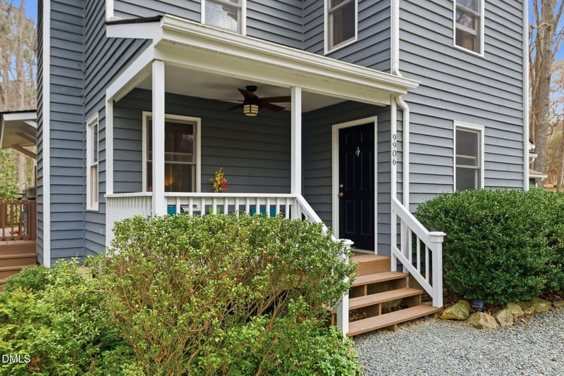 9906 Oak Hollow Rd, Chapel Hill, NC 27516