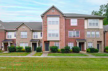 9908 Clyborn Ct, Raleigh, NC 27617