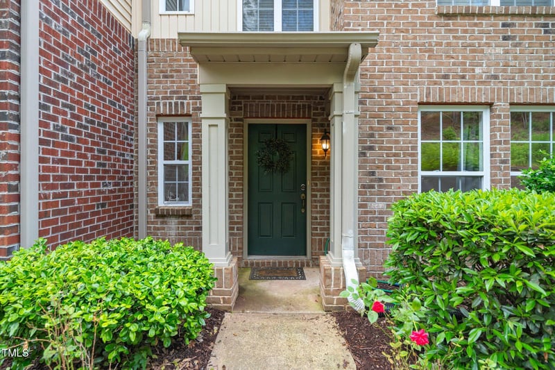 9908 Jerome Ct, Raleigh, NC 27617