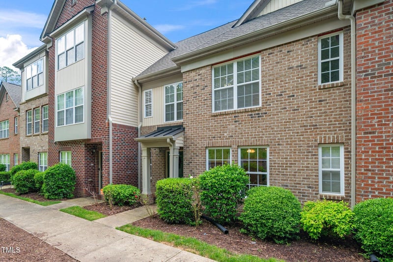 9908 Jerome Ct, Raleigh, NC 27617