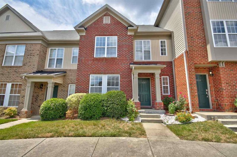 9908 Marni Ct, Raleigh, NC 27617