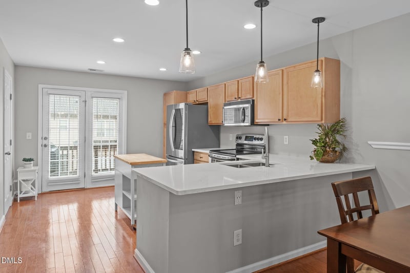 9909 Grettle Ct, Raleigh, NC 27617