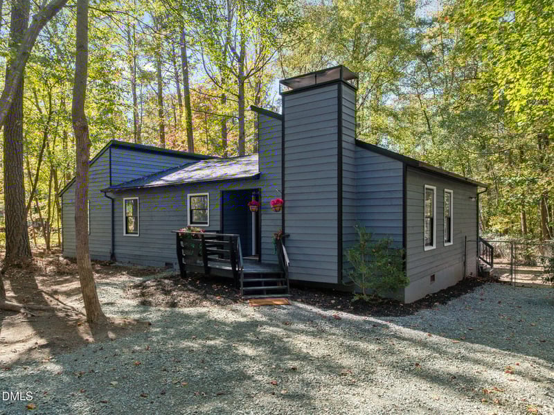 9909 Leslie Dr, Chapel Hill, NC 27516