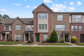 9909 Wasser Ct, Raleigh, NC 27617
