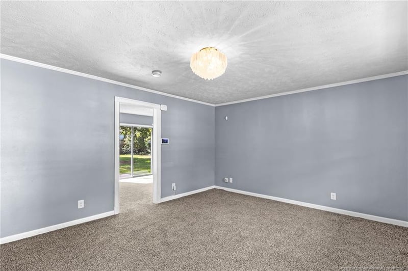 991 Wayside Rd, Fayetteville, NC 28314