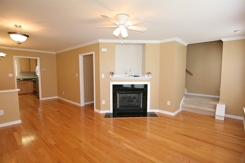 9913 Kedzie Ct, Raleigh, NC 27617