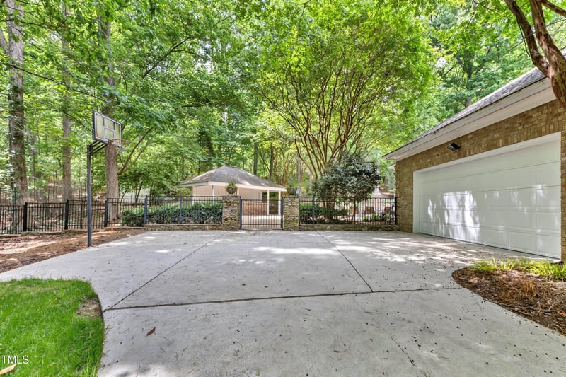 9924 Waterview Rd, Raleigh, NC 27615