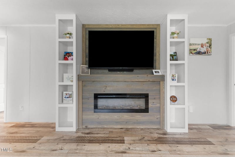 993 Grameta Ln, Lillington, NC 27546