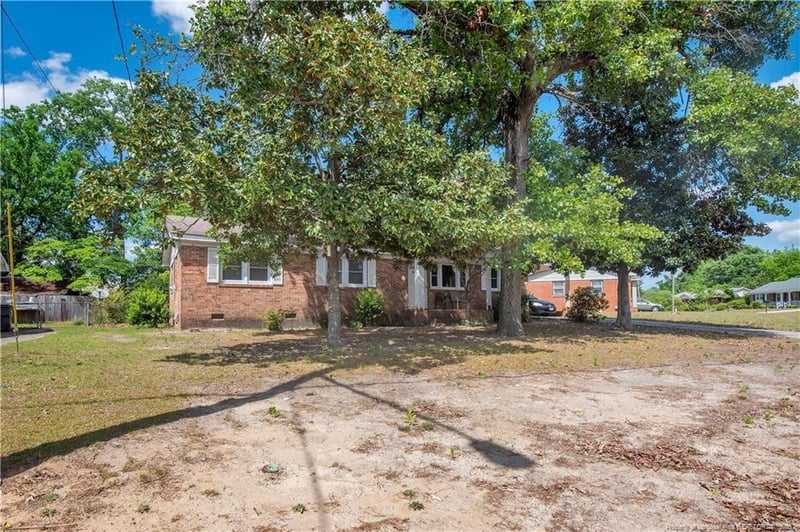 994 Wayside Rd, Fayetteville, NC 28314