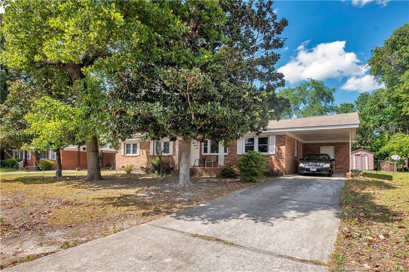 994 Wayside Rd, Fayetteville, NC 28314