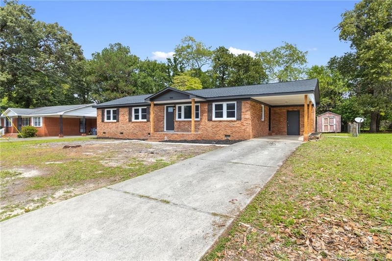 994 Wayside Rd, Fayetteville, NC 28314