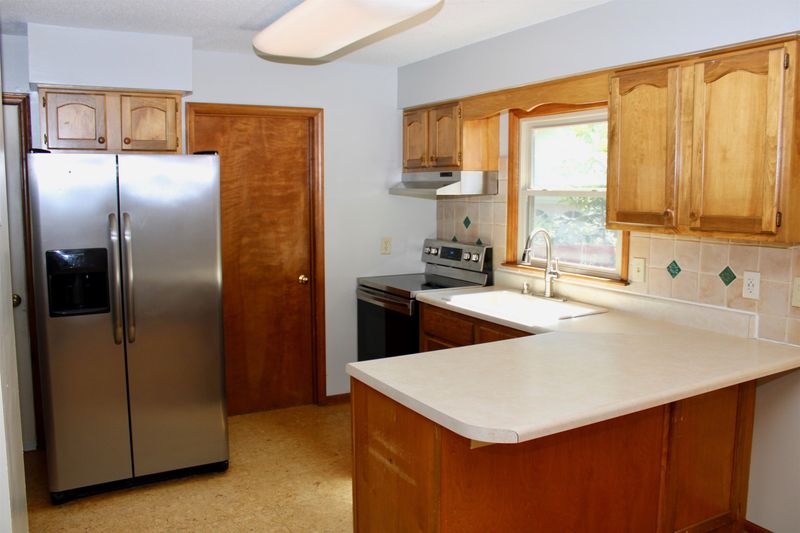 9940 Joe Leach Rd, Raleigh, NC 27603