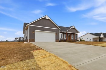 9946 Bear Run Ln, Middlesex, NC 27557